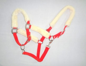 Halter with fleece padding